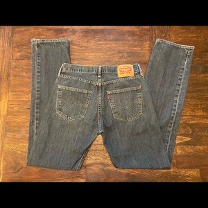 Levi’s 501 Button Fly Men’s W32 L36 Straight Leg Classic Rise in Dark Wash